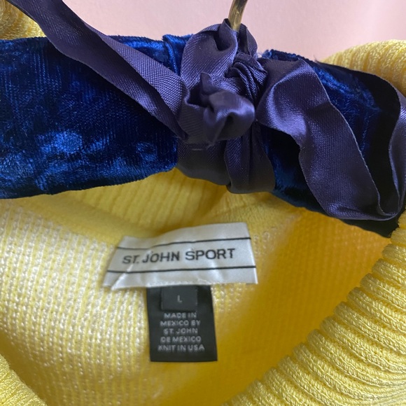 St. John Sport Jacket zipper closure size L bright yellow - Picture 8 of 8